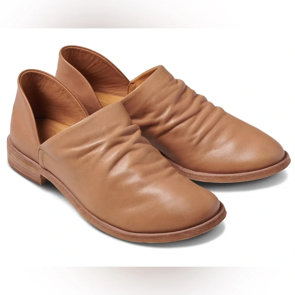 Beek Puffin Bootie Saddle Leather Size 8 NEW Flats
